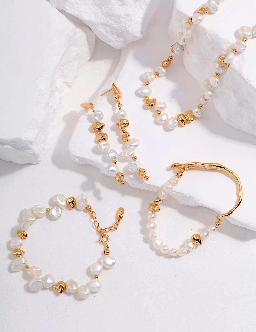 Baroque Pearl Dangle Beaded Earrings